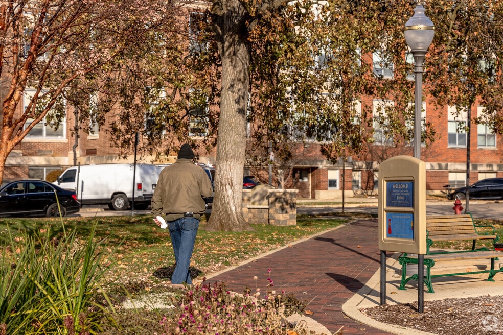 Gifford Park_IL_560120_AP_072325_V1