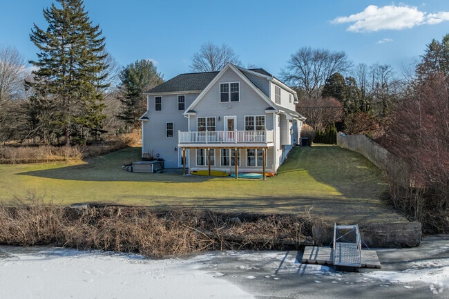Waterfront homes in Lake Mohegan Hills offer private docks and stunning views.