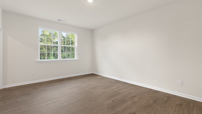 1966 Malvina Ct, Graham, NC 27253 - photo 5