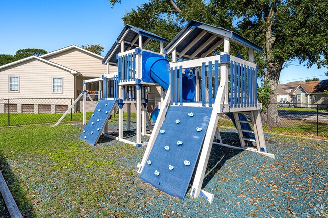 The Hollygrove-Dixon Neighborhood Association has a playground for local kids in Dixon.