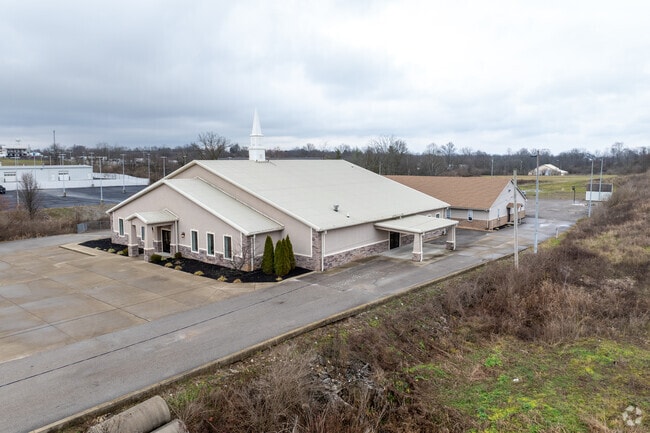 Tabernacle Christian Academy has 41 students in grades K-12 with a student-teacher ratio of 8:1.