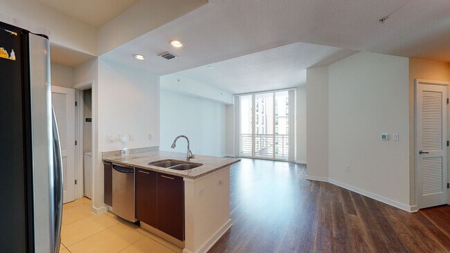 The Slade at Channelside, Tampa, FL 33602 - photo 6