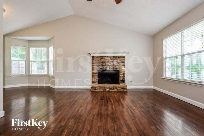 104 Waters Edge Dr, Locust Grove, GA 30248 - photo 3