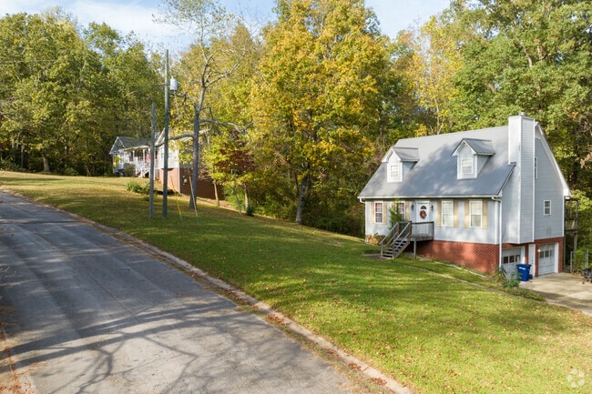 Residents of Liberty Highlands enjoy ample space between homes, providing them with privacy.