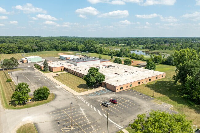Kids can participate in various athletic programs at Hartland Village Elementary School.
