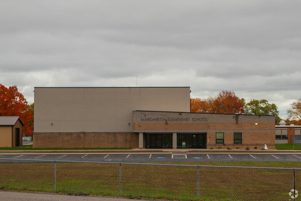 Margaretta Elementary School provides education in the neighborhood of 
South Erie County.
