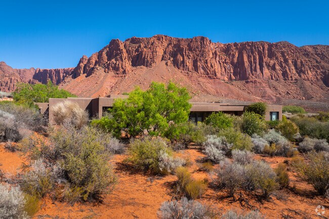 Shonto Point homes are isolated in the desert mountains, offering plenty of privacy.