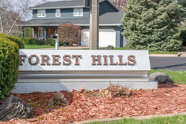 Forest Hills is located in the vibrant, award-winning city of Peoria, IL.