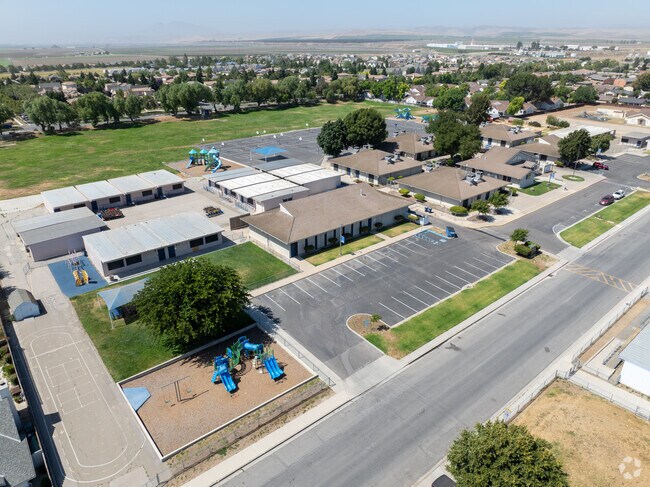 King City's Del Rey Elementary School fosters academic excellence and creativity.