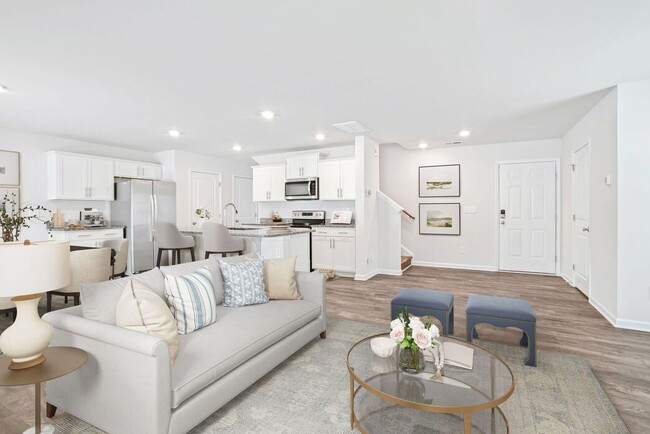 2006 Ryker Davis Ln, Charlotte, NC 28269 - photo 4