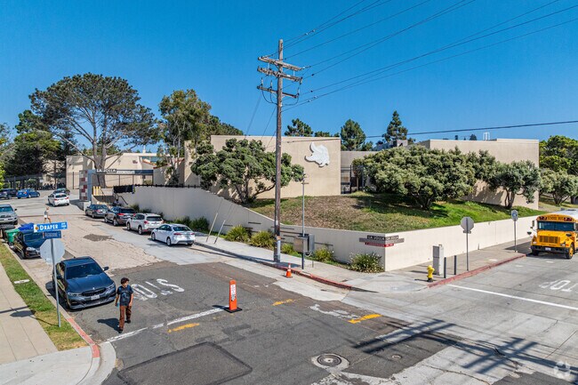 La Jolla High School serves students in Upper Hermosa.