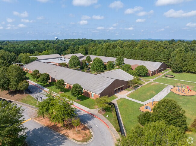 Dunwoody Springs Elementary School has a large and modern campus.