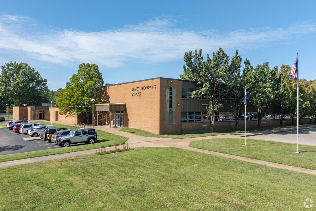 Thompkins Middle School is an above average, public school located in EVANSVILLE, IN.