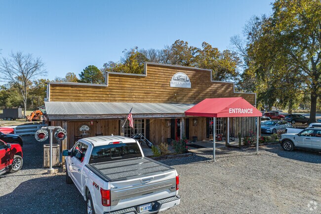 Scott Station is a popular local restaurant in Scott.