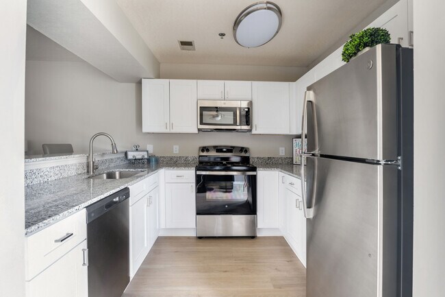 Georgetown Park Apartments, Fenton, MI 48430 - photo 6