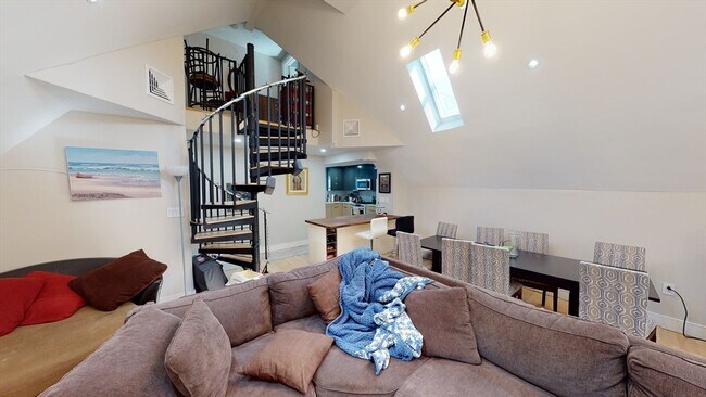 15 Lanark Rd unit 4, Brighton, MA 02135 - photo 2