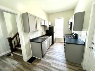 205 Hudson Ave, Newark, OH 43055