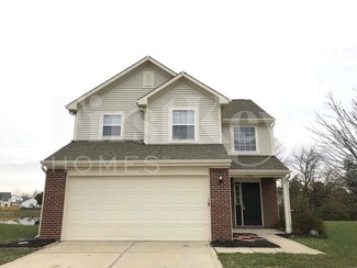 1380 Pencross Ln, Greenwood, IN 46143