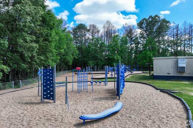Highland Elementary School is a part of the Madison County school district.