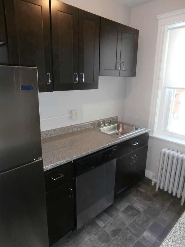 81 Empire St unit 6, Allston, MA 02134 - photo 2