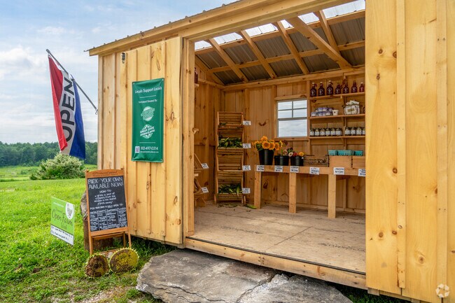 Saint George residents have access to numerous farm stands for fresh vegetables and provisions.