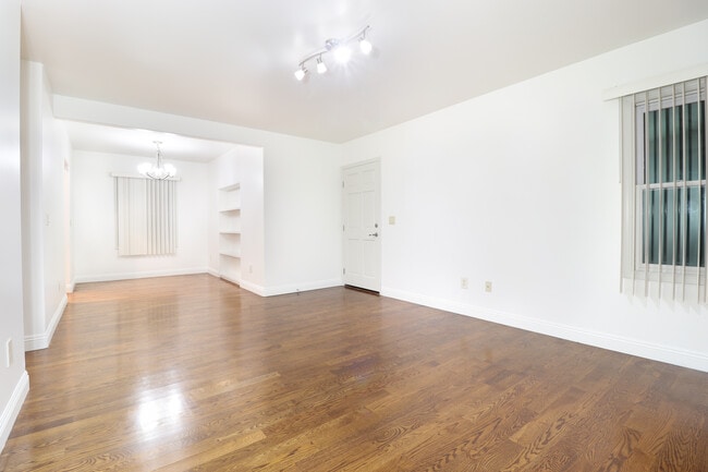 5255 Via Campo St unit 5255, Los Angeles, CA 90022 - photo 4