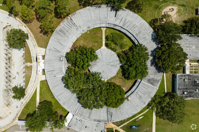 Kingswood Elementary School has unique architecture that makes it stand out from other schools.