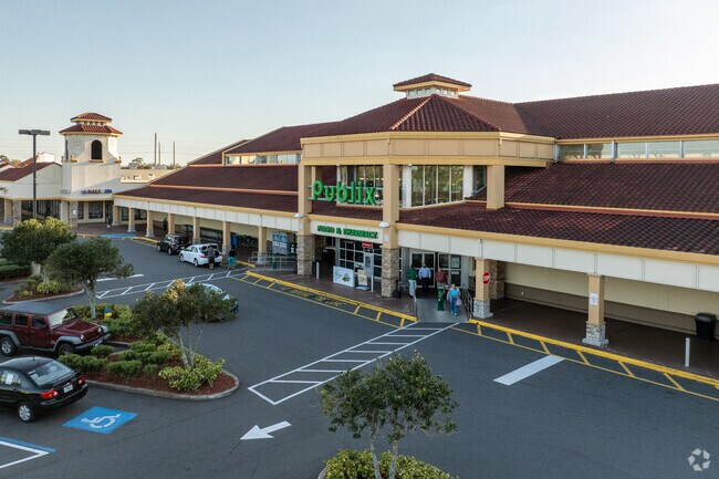 Located in Crown Centre Plaza, DeBary Plantation locals shop at Publix grocery store.