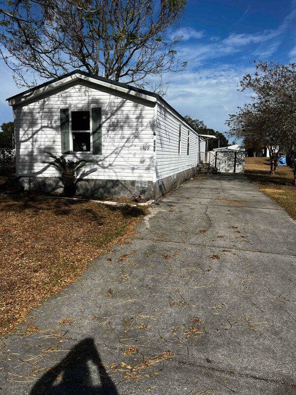 6909 NE 1st Place, Ocala, FL 34470