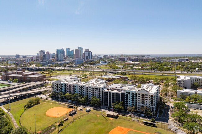 Manor Riverside, Tampa, FL 33607 - photo 7