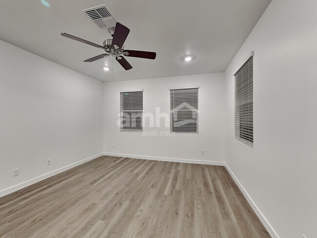 13101 N Serenity Vly Dr, Marana, AZ 85653 - photo 6