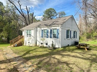 285 Whitaker Cir NW, Atlanta, GA 30314