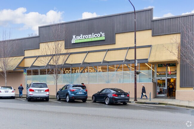 Andronico's in North Brae has amazing produce.