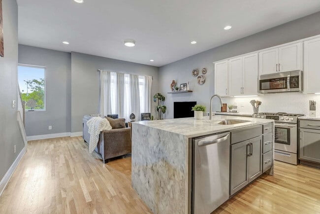 978 Youngs Ln unit ID1325677P, Nashville, TN 37207 - photo 7