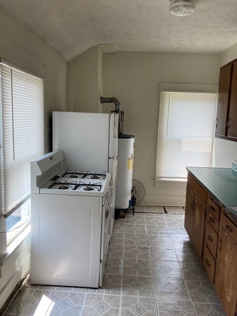 335 Kingwood St unit 1, Morgantown, WV 26501 - photo 2