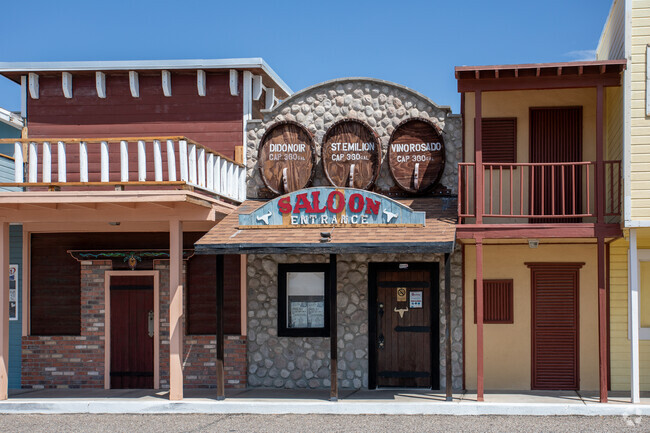 Cattletown is an Old-West themed restaurant in Los Ranchitos.