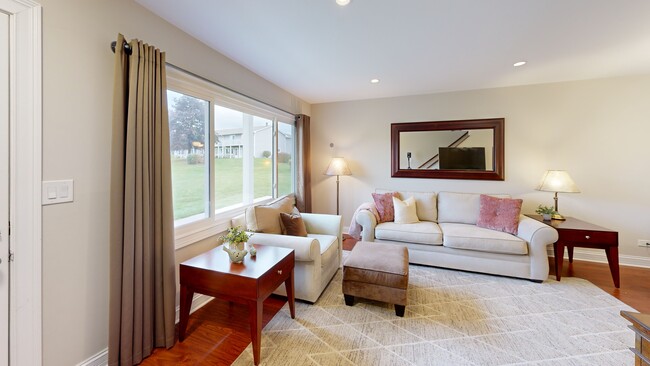 17438 W Walnut Ln unit 2F, Gurnee, IL 60031 - photo 3