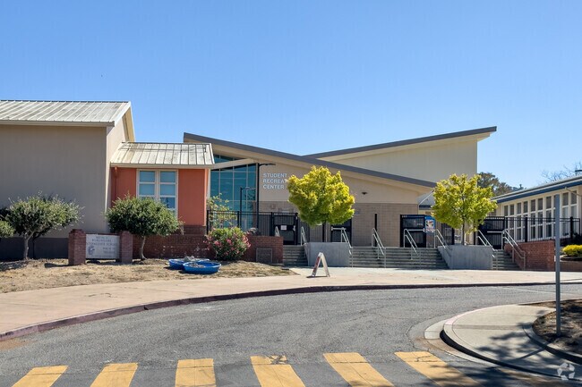 Burlingame Intermediate offers a comprehensive curriculum, including core subjects.