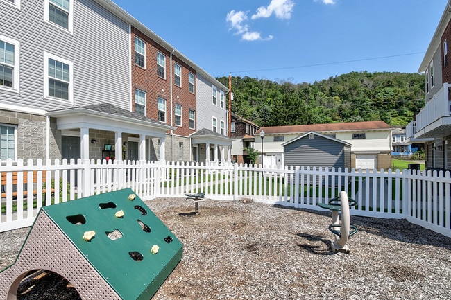 Labelle Greene I, Wheeling, WV 26003 - photo 5