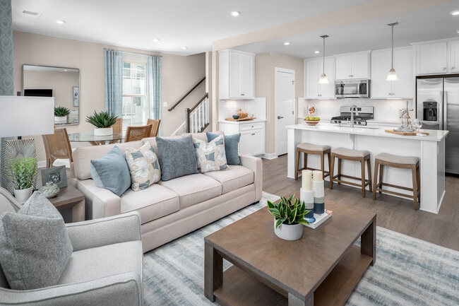 The Reserve at Woodbridge - Condos, Woodbridge, VA 22193 - photo 7