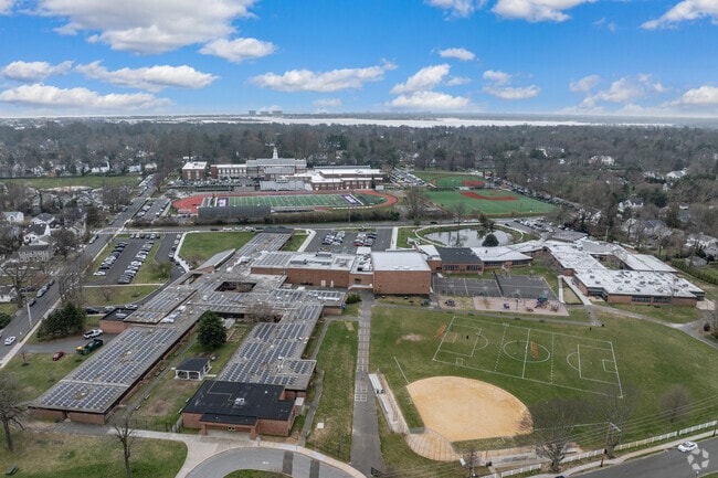 Forrestdale School receives an A from NICHE.