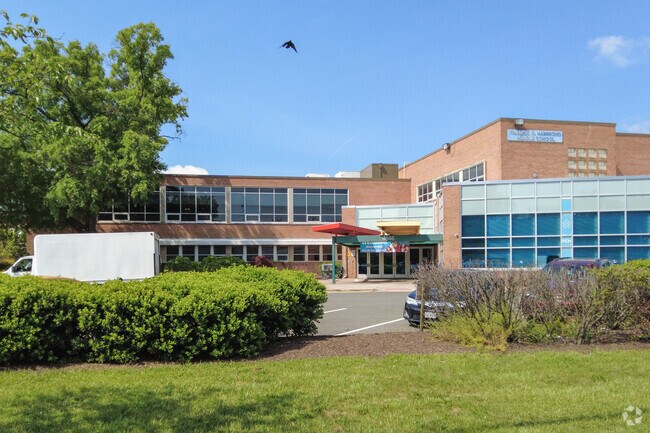 Francis C Hammond Middle School in Seminary Hill is an Ideal place for children to Learn and Grow.