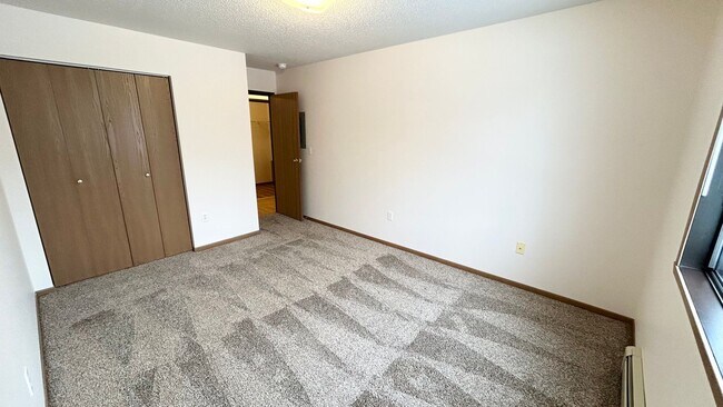 Evans Place 1, Fargo, ND 58103 - photo 6