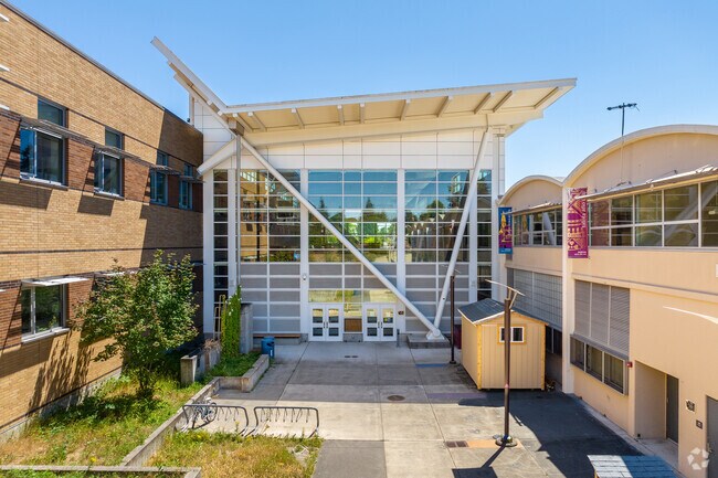 Denny Middle School is a great school and supports the South Delridge community.