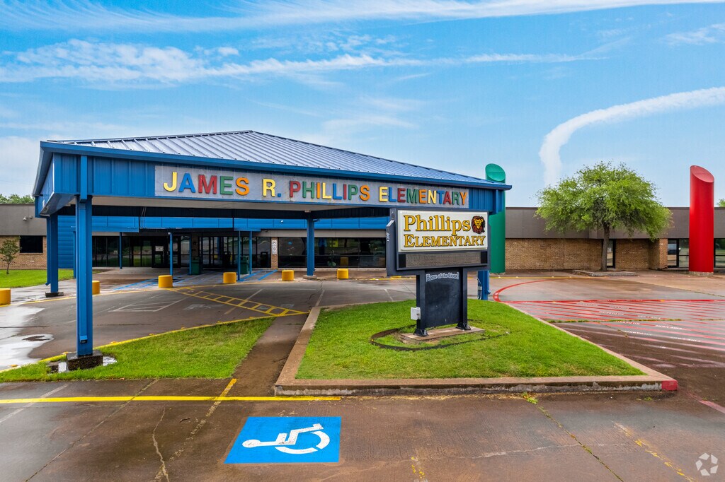 Phillips Elementary School is named after Mr. James R. Phillips who served as Superintendent of Kaufman ISD for 26 years.