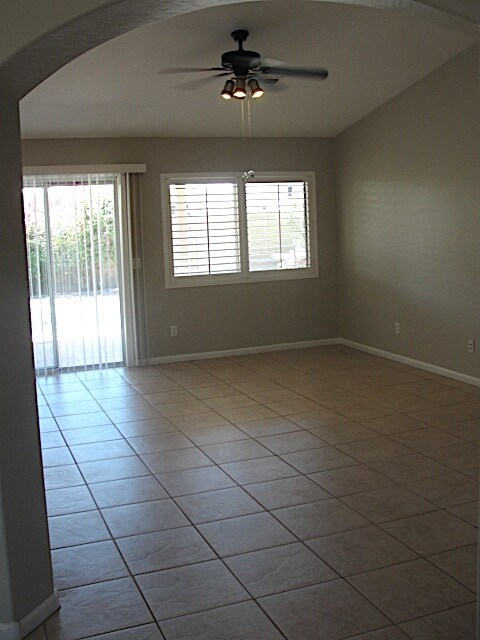 2357 E Cathy Ct, Gilbert, AZ 85296 - photo 4