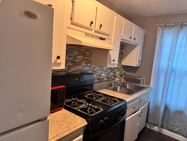 235 Tremont St unit 1E, Fall River, MA 02720 - photo 6