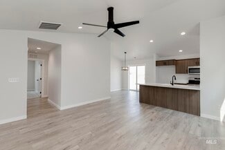 3820 W Maypearl St, Meridian, ID 83642