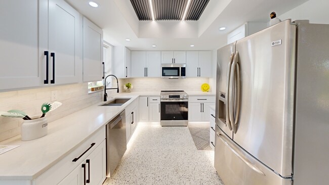 4941 Aztec Cir, Naples, FL 34112 - photo 2