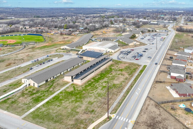 Glenpool Elementary School is highly rated with an A- on Niche.